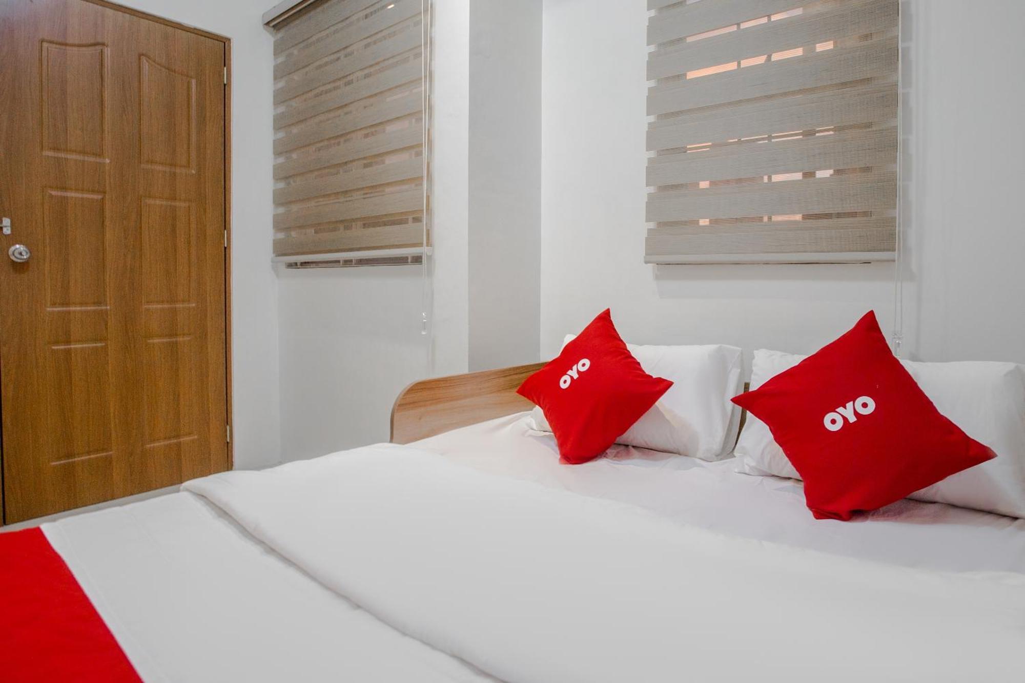 Oyo 605 The Quarters Hotell Manila Eksteriør bilde