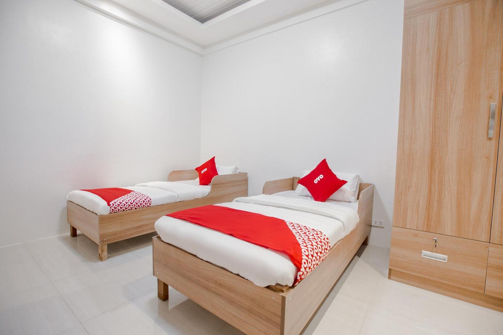 Oyo 605 The Quarters Hotell Manila Eksteriør bilde